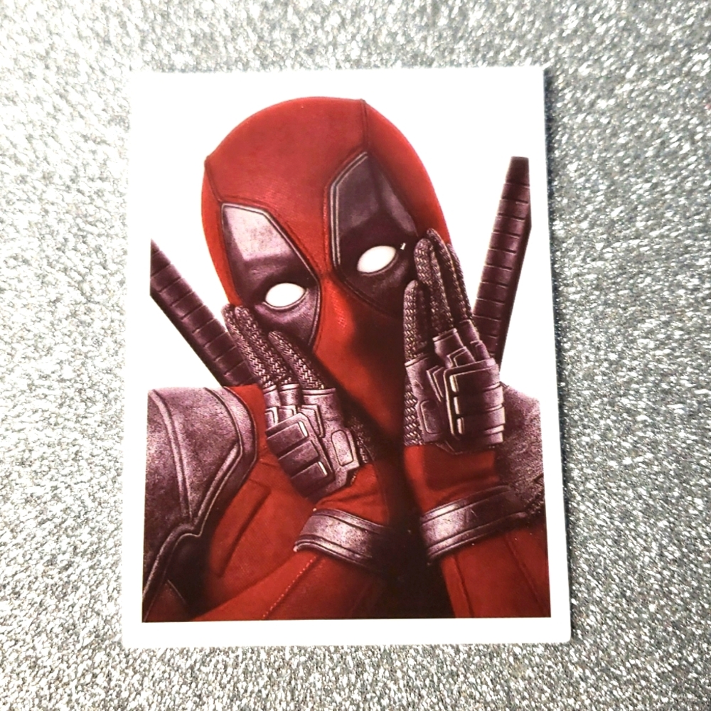 10/$10 MARVEL waterproof sticker DEADPOOL
